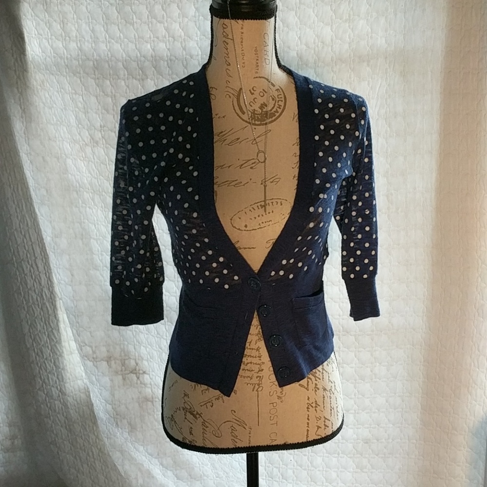 Lacey, polkadot cardigan